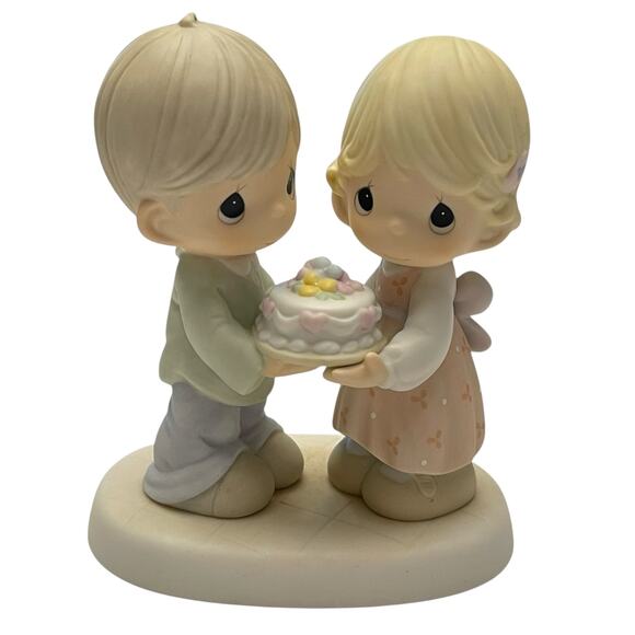 Enesco PRECIOUS MOMENTS 2003 HAPPY BIRTHDAY TO OUR LOVE 114021 With Box - Picture 1 of 3